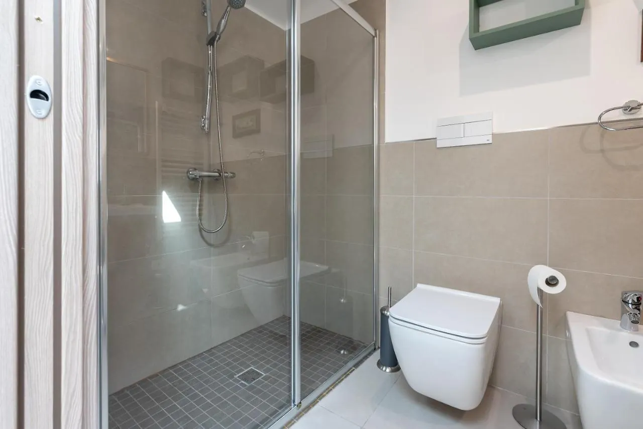 Malu Holiday Apartment-Palazzo Quaroni Palermo 0*,  Italy