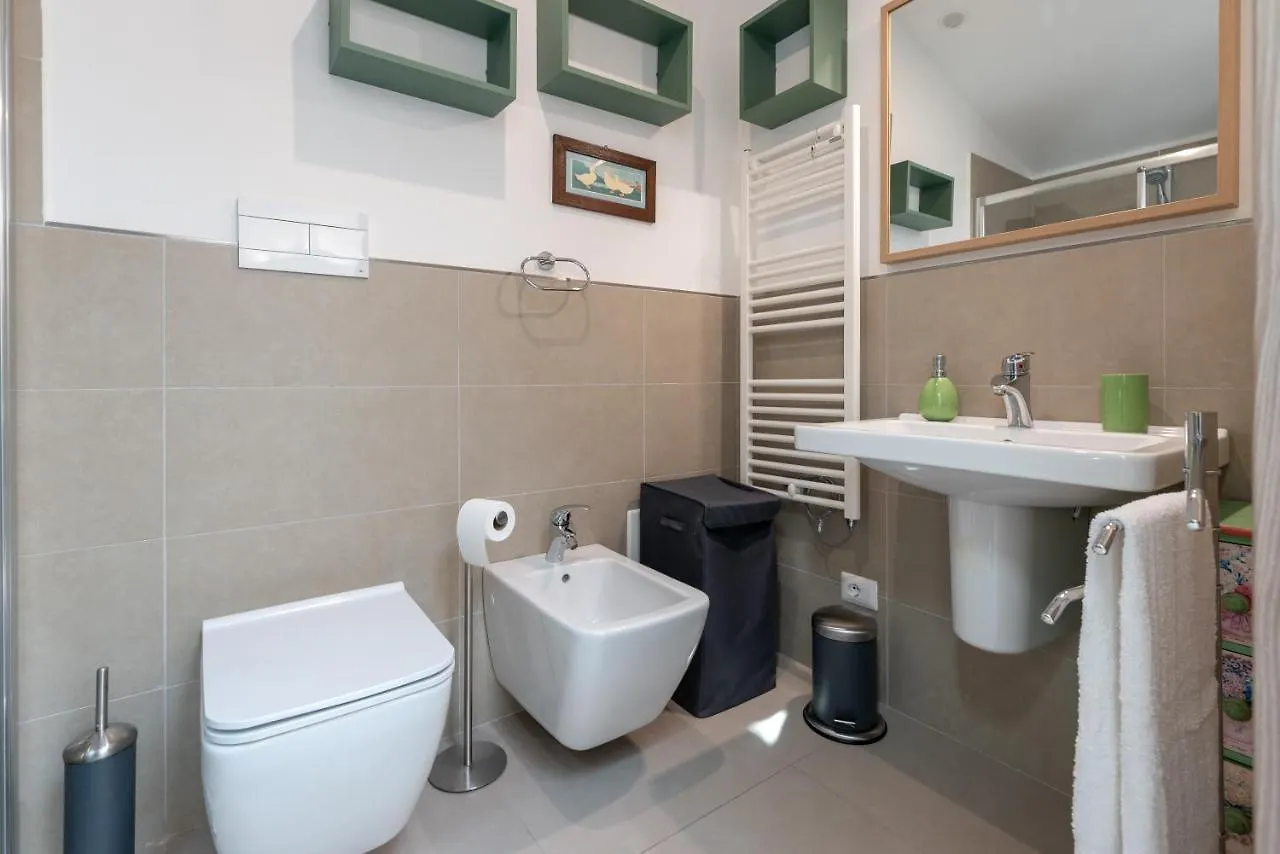 Malu Holiday Apartment-Palazzo Quaroni Palermo Apartment